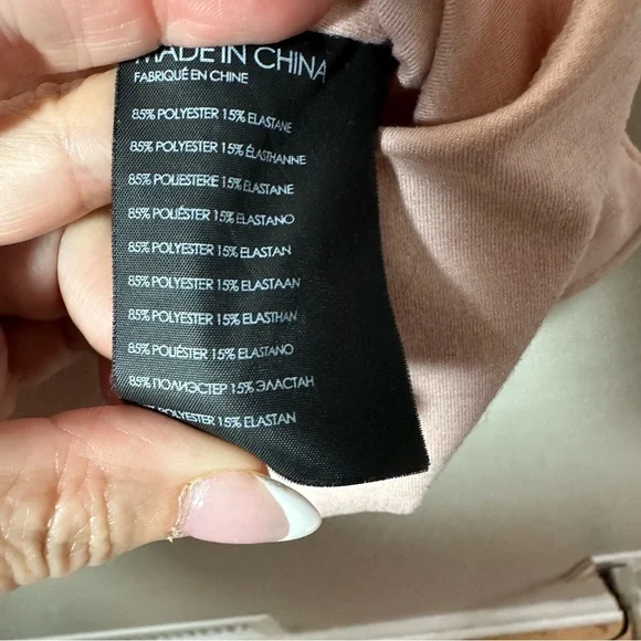 Club Monaco Light Pink Scalloped Hem Sports Bra Top Size XS - Picture 7 of 8